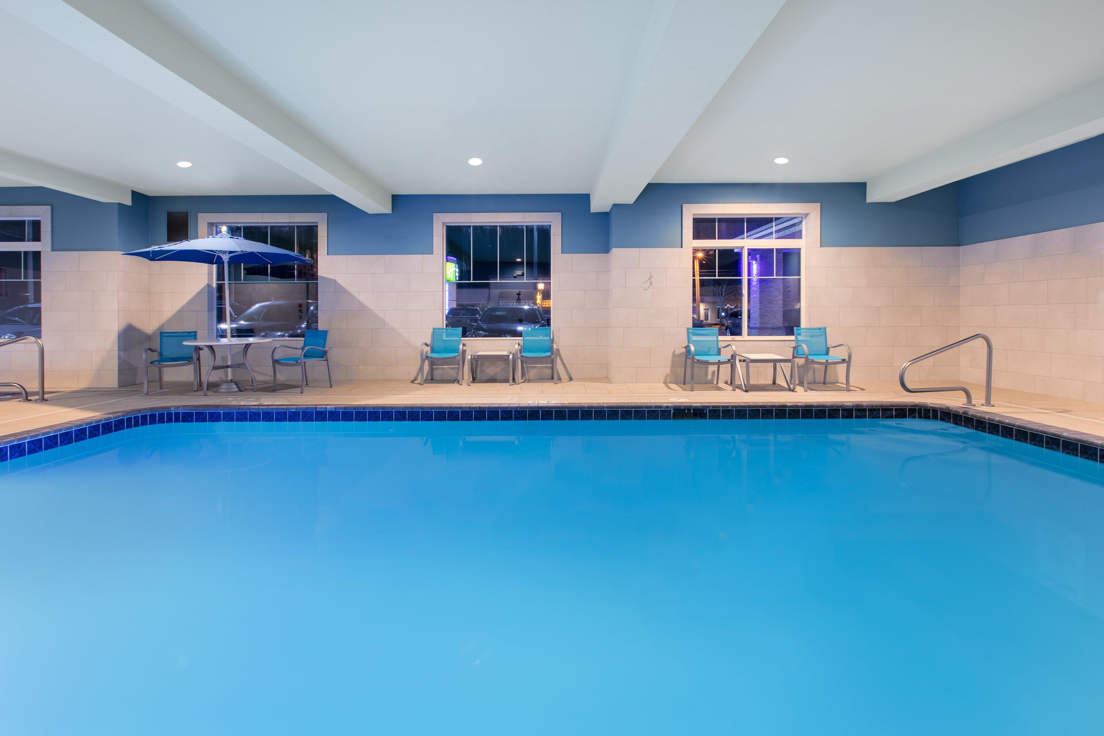 Holiday Inn Express Hotel & Suites Seaside Convention Center By Ihg Экстерьер фото