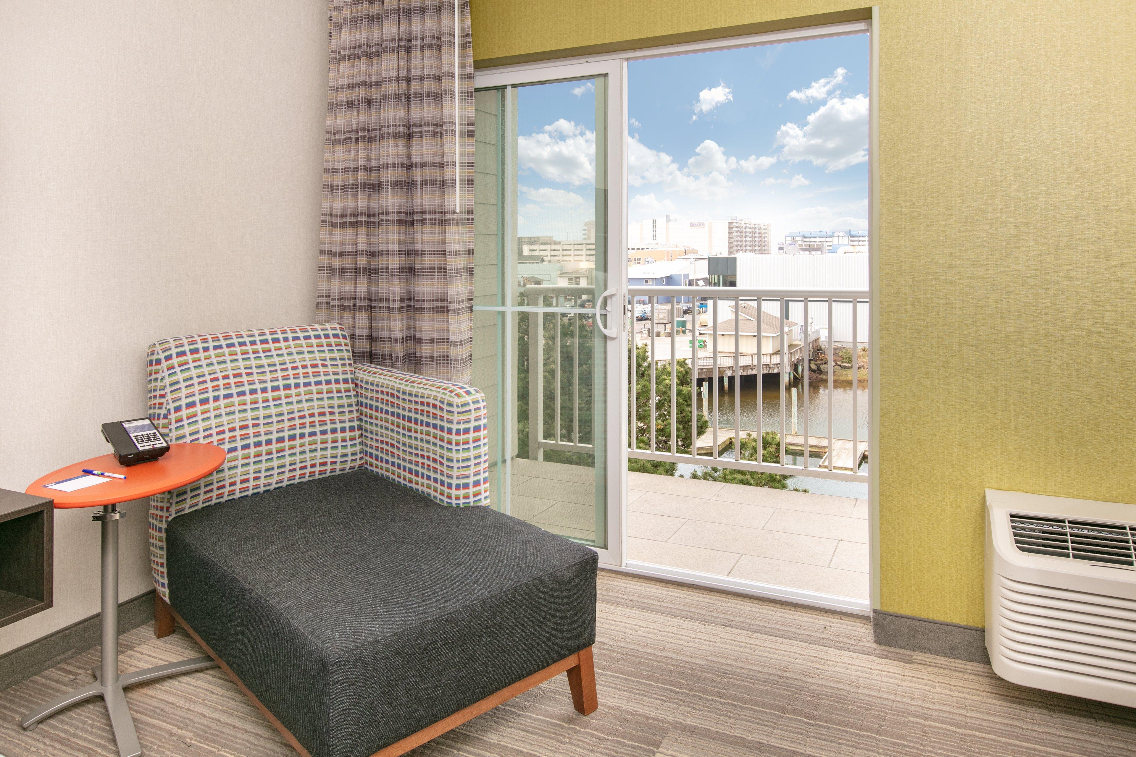 Holiday Inn Express Hotel & Suites Seaside Convention Center By Ihg Экстерьер фото
